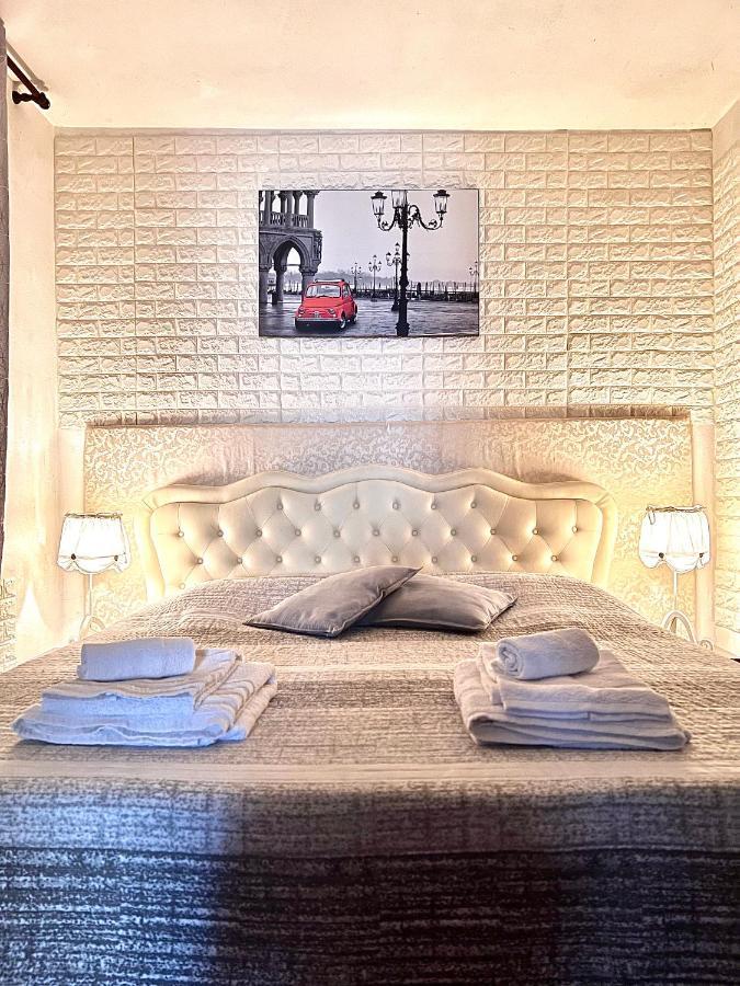 Apartamento Palazzo Malipiero Venecia Exterior foto